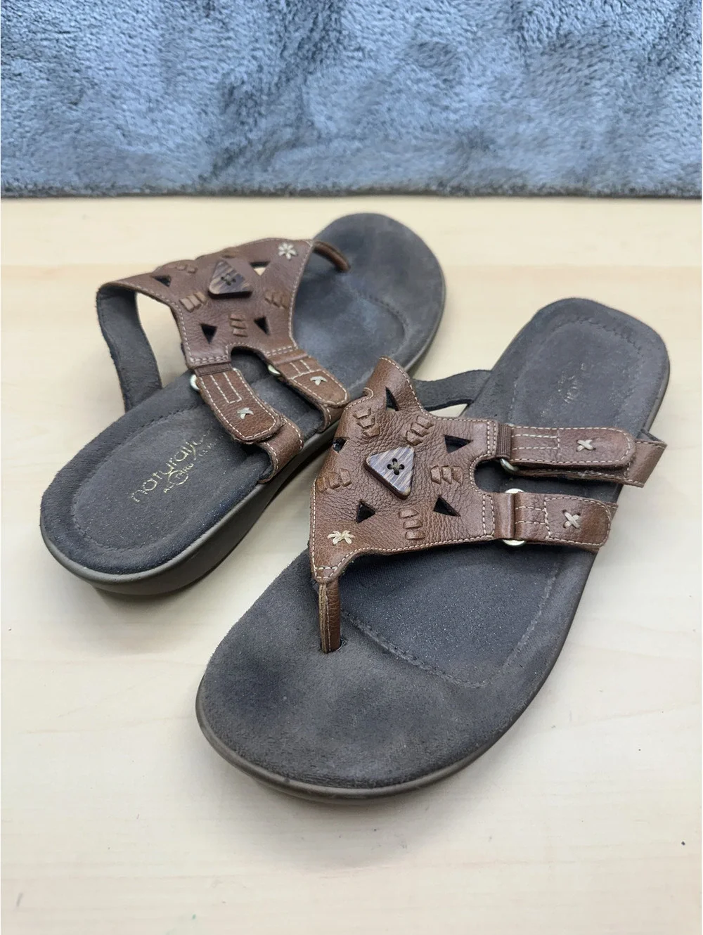 Natural Soul Brown Leather Casual Sandals Comfortable Summer Slip On